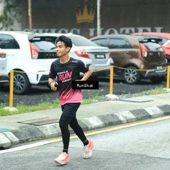Runner Photo 8630866