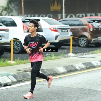 Runner Photo 8630877
