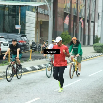 Runner Photo 8630880