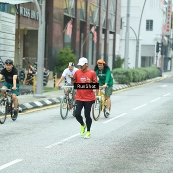 Runner Photo 8630888