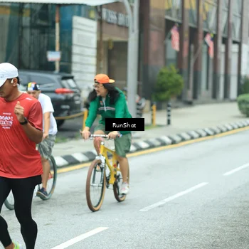 Runner Photo 8630890