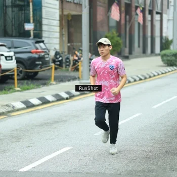 Runner Photo 8630900
