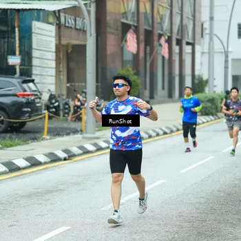 Runner Photo 8630909
