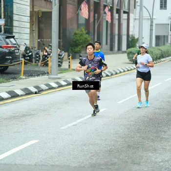 Runner Photo 8630910