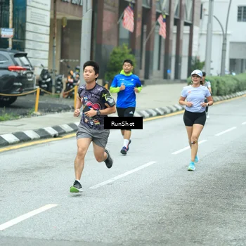Runner Photo 8630914