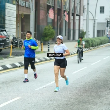 Runner Photo 8630920