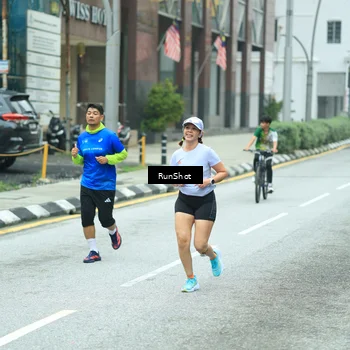 Runner Photo 8630922