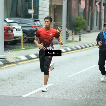 Runner Photo 8630939