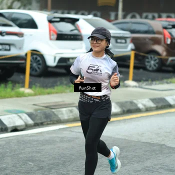 Runner Photo 8630978