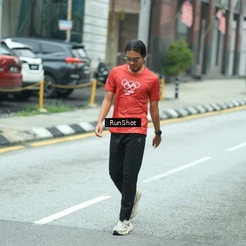 Runner Photo 8630994