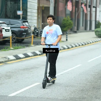 Runner Photo 8630998