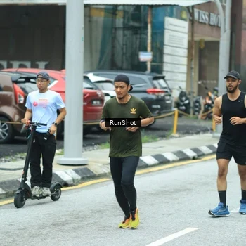 Runner Photo 8631016