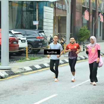 Runner Photo 8631032