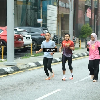 Runner Photo 8631034