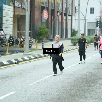 Runner Photo 8631040