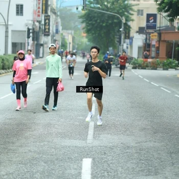 Runner Photo 8631048