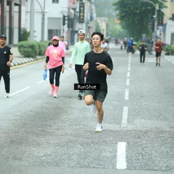 Runner Photo 8631052