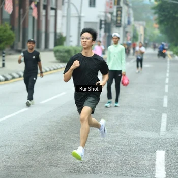 Runner Photo 8631053
