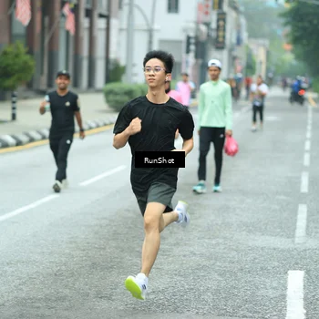 Runner Photo 8631056