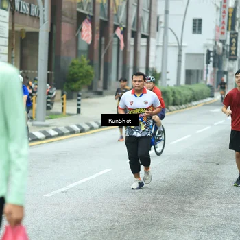 Runner Photo 8631080