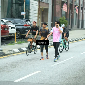 Runner Photo 8631103