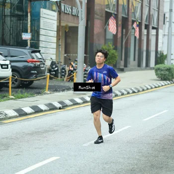 Runner Photo 8631114