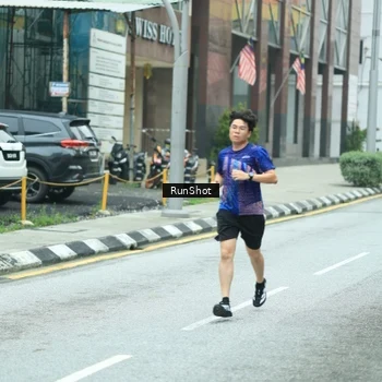 Runner Photo 8631123