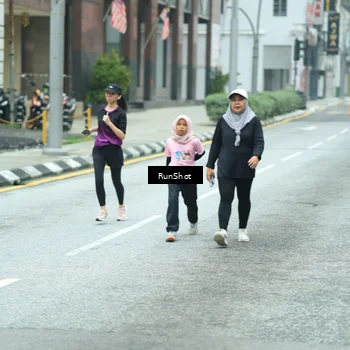Runner Photo 8631130