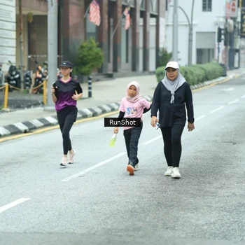 Runner Photo 8631133