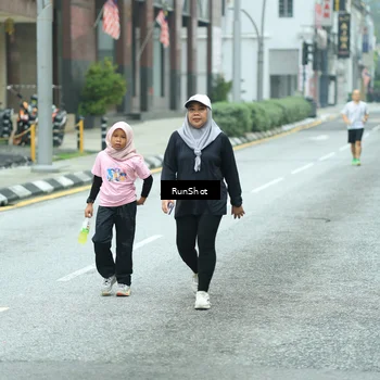 Runner Photo 8631140