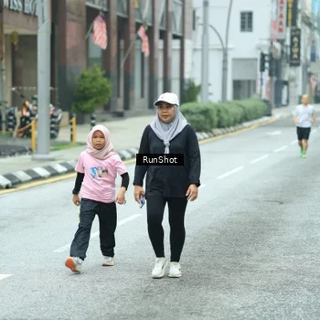 Runner Photo 8631141