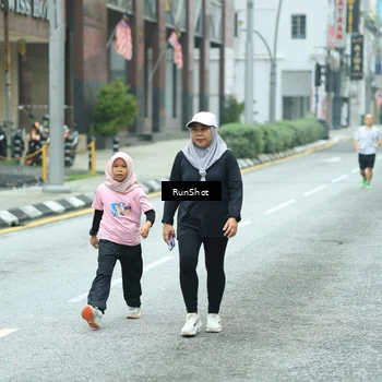 Runner Photo 8631142