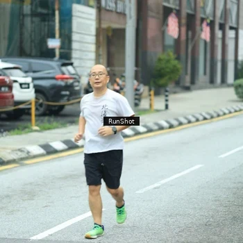 Runner Photo 8631149