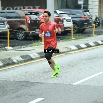 Runner Photo 8631165