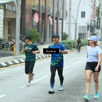 Runner Photo 8631170