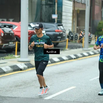 Runner Photo 8631178
