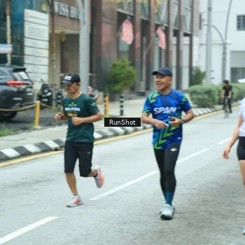 Runner Photo 8631186