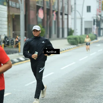 Runner Photo 8631196