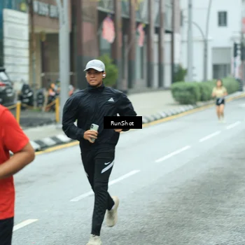 Runner Photo 8631197