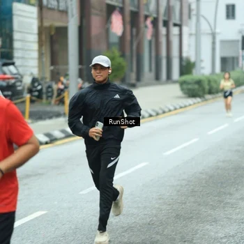 Runner Photo 8631198
