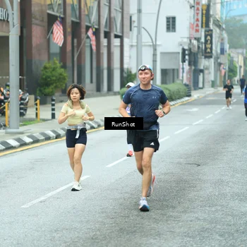 Runner Photo 8631205