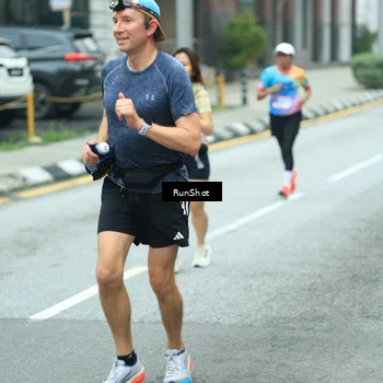 Runner Photo 8631222