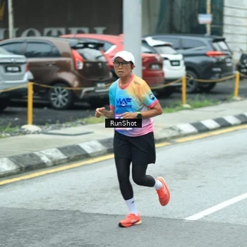 Runner Photo 8631240