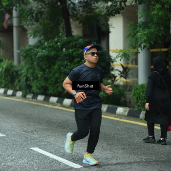 Runner Photo 8631270