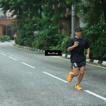 Runner Photo 8631274
