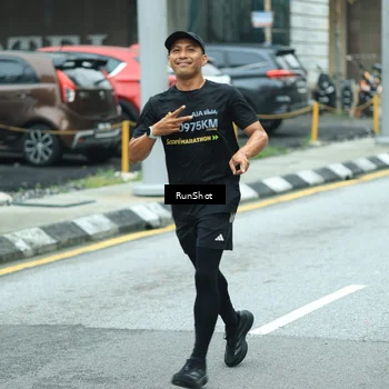 Runner Photo 8631300