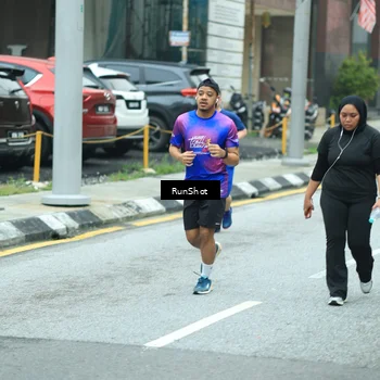 Runner Photo 8631301