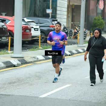 Runner Photo 8631302
