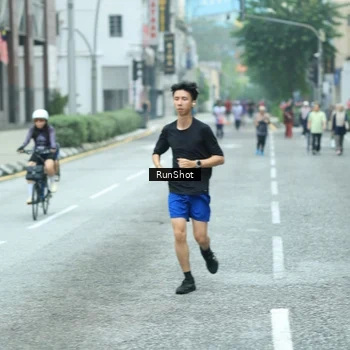 Runner Photo 8631313