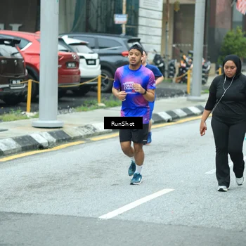 Runner Photo 8631328